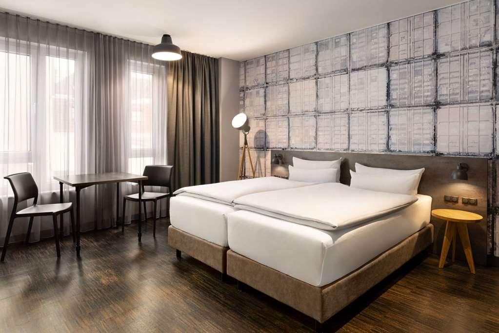 Hotel Vienna House Easy BRE Zimmer foto