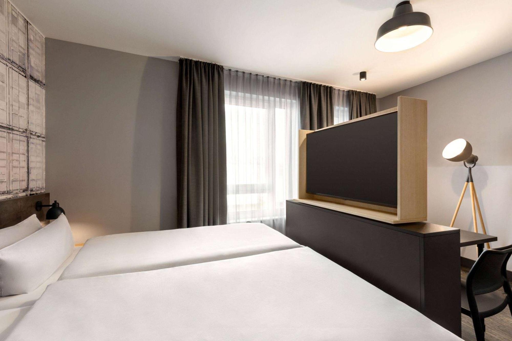 Hotel Vienna House Easy BRE Exterior foto